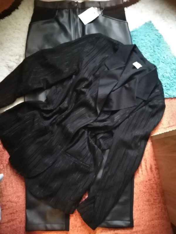 Koženkovolátkové pružné kalhoty a sako vel. L-XXL