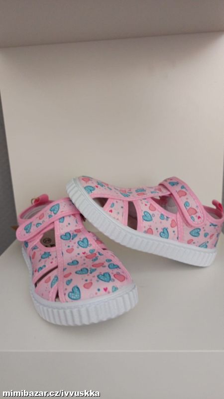 sandálky