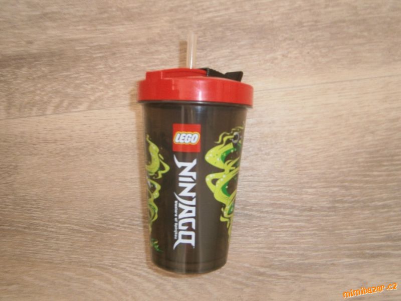 chlapecký hrnek Lego