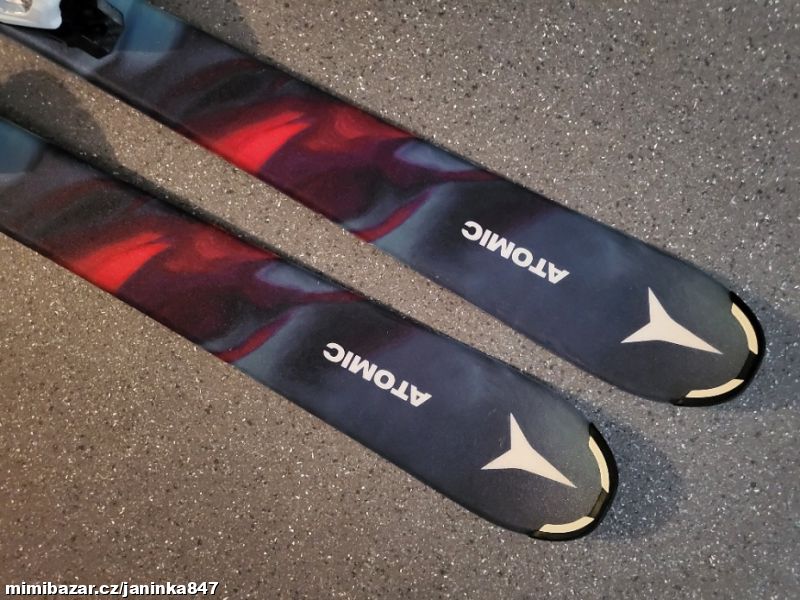 JUNIOR.CARV. LYŽE ATOMIC MAVEN - 130 CM
