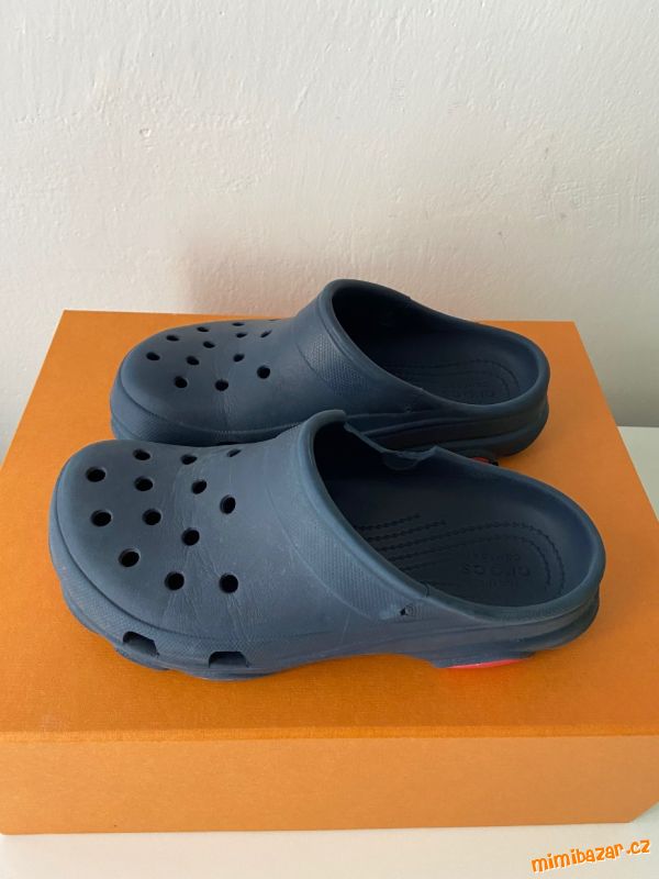 Dětské pantofle vel 37-38 CROCS J5