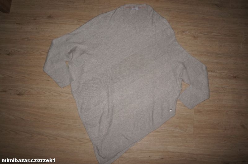 CECIL nádherný, příjemný asymetrický svetr vel.M