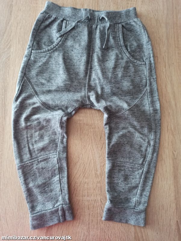 Baggy tepláky