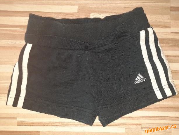 Adidas dívčí sportovní kratasy vel. 104/110