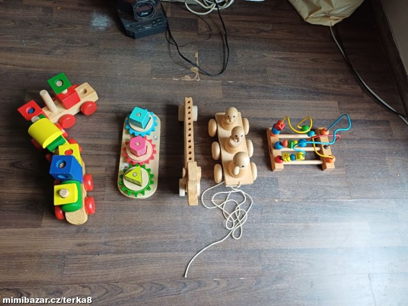 Dřevěné hračky