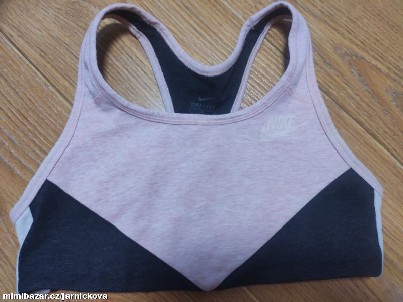 Dívčí sportovní podprsenka Nike