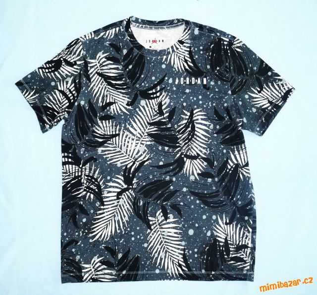 Šedé tričko Nike Jordan