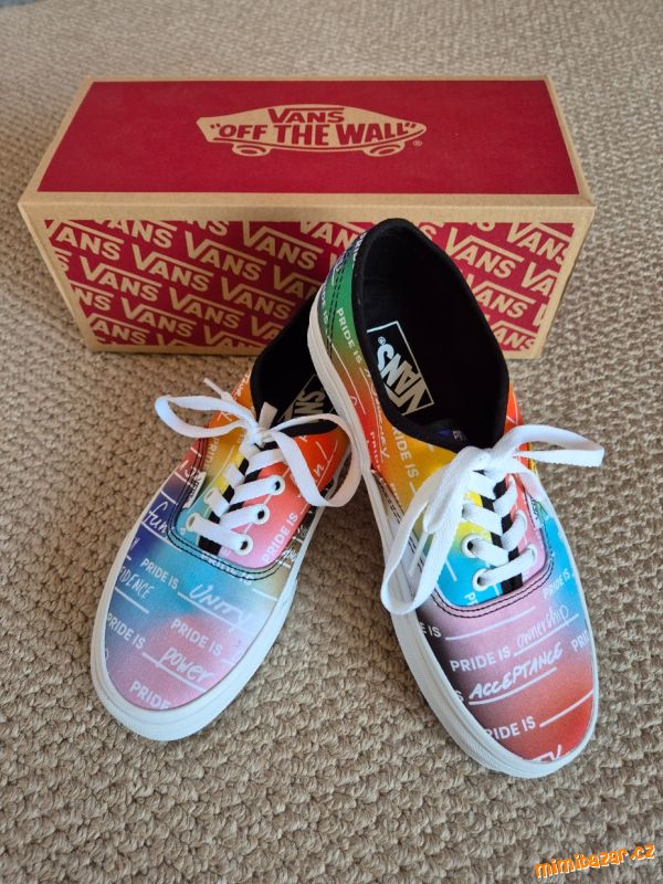 Barevné tenisky Vans