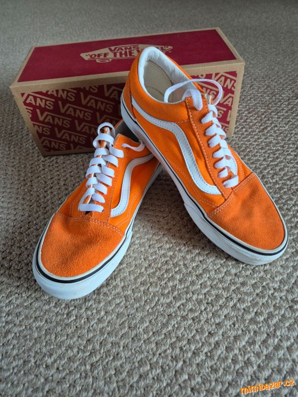 Oranžové tenisky Vans