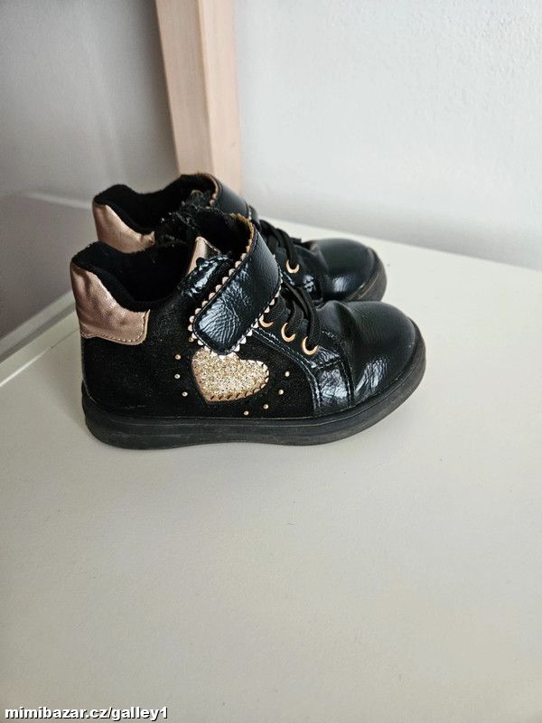 Zateplené boty, vel. 24