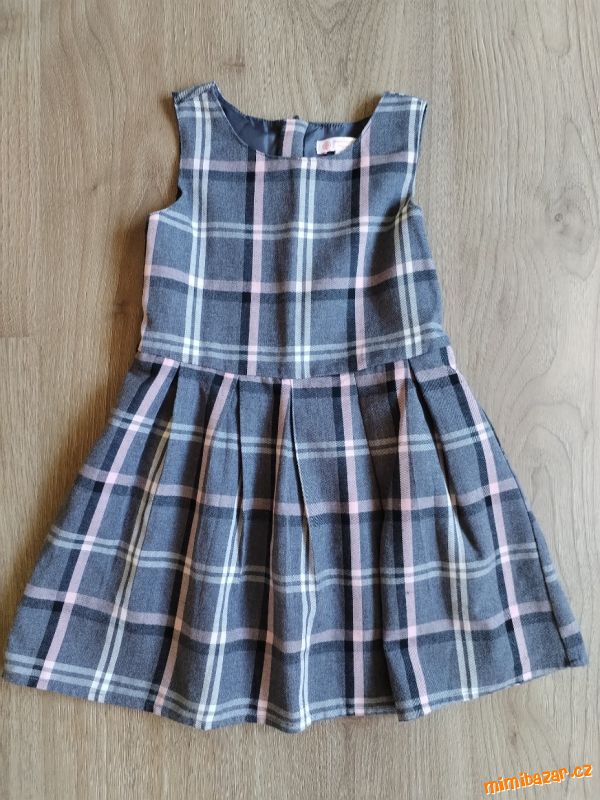 Slavnostní dívčí šaty C&A vel 110