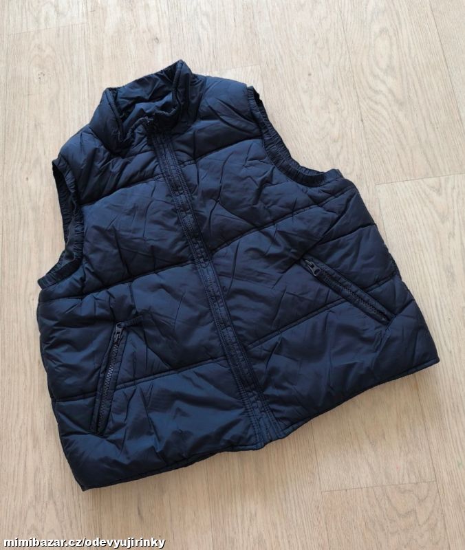 Zimní prošívaná vesta