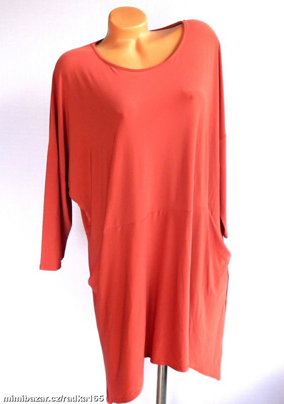 Splývavé šaty s kapsami vel.48/50 ...outlet