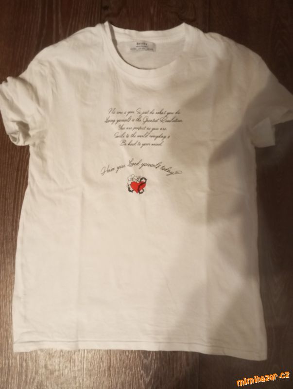 Bílé tričko Bershka
