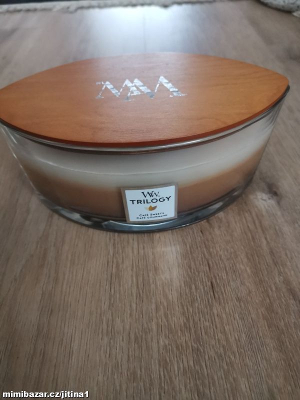 WoodWick Café Sweets vonná svíčka s dřevěným knote