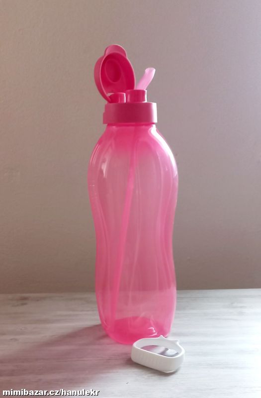 Voděnka 2 L s brčkem