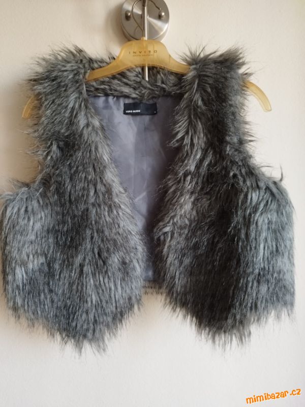 Chlupatá krátká vesta, kožíšek v.M