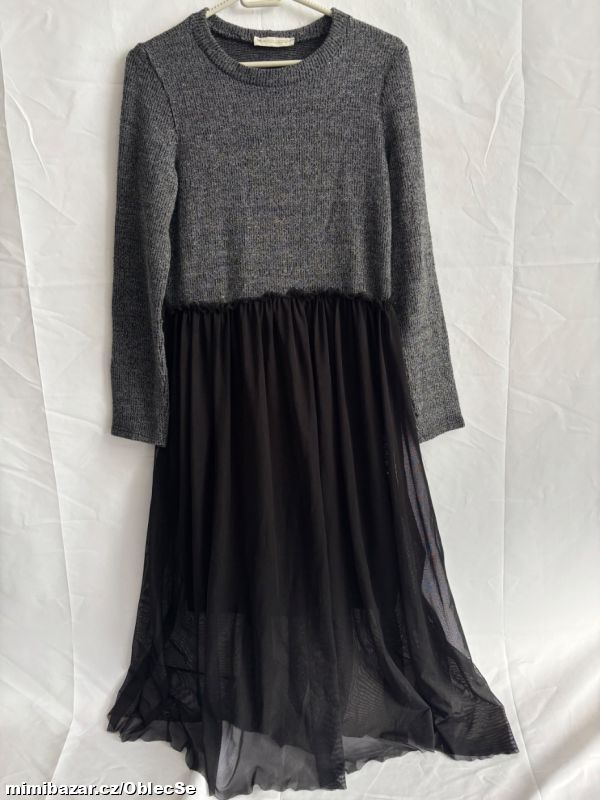 dlouhé úpletové šaty