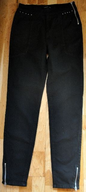 Dziny damske se zipy cerne znackove