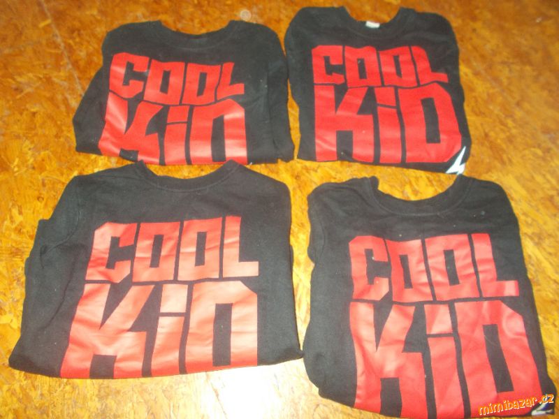 dvojčata MIKINA *2X122 A 2X 134*