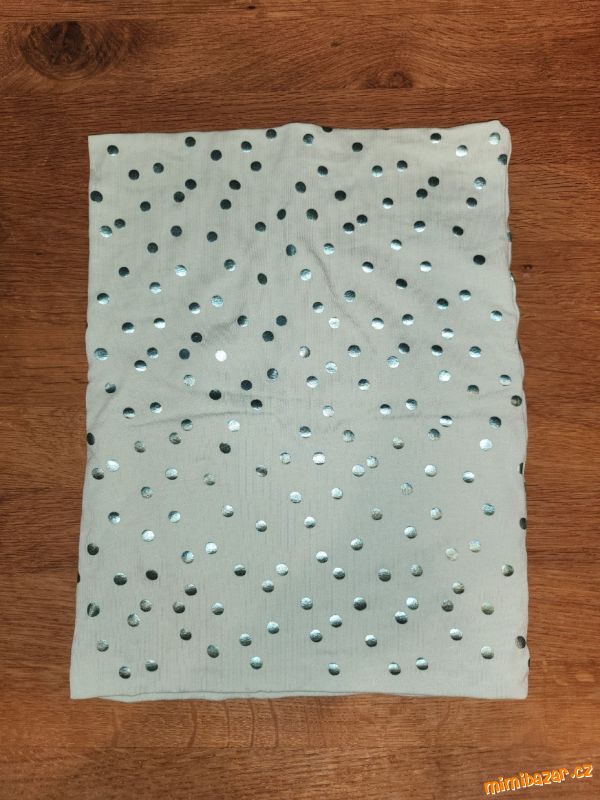 dětský nákrčník