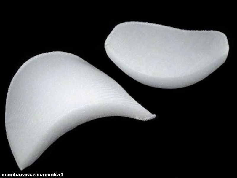 Vycpávky tloušťka 18 mm obšívané PLM