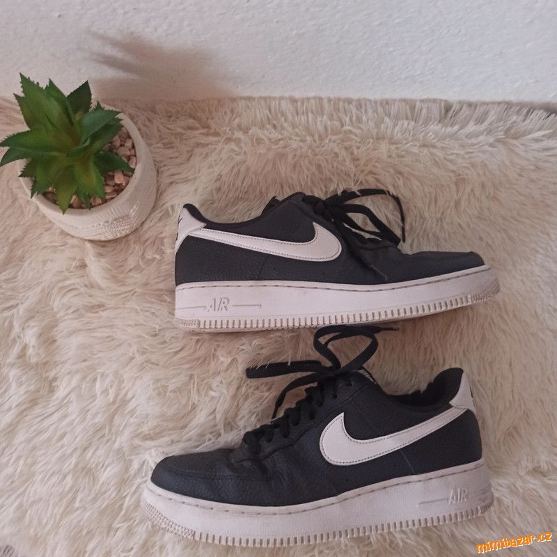 Obrázek k inzerátu: Tenisky Nike Air Force 1 Black/White Vel.42, 5