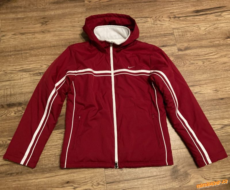 Červeno-bílá oboustranná bunda Nike (vel. 38/40)