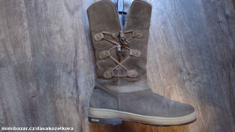 Kožené kozačky MEINDL s pravým kožichem - v.40