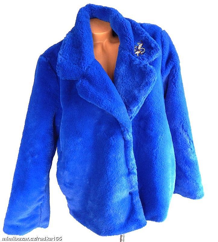 Heboučký kabátek s broží vel.40/42