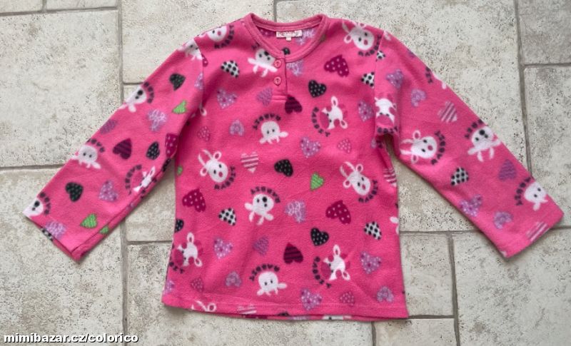 Teplé růžové tričko