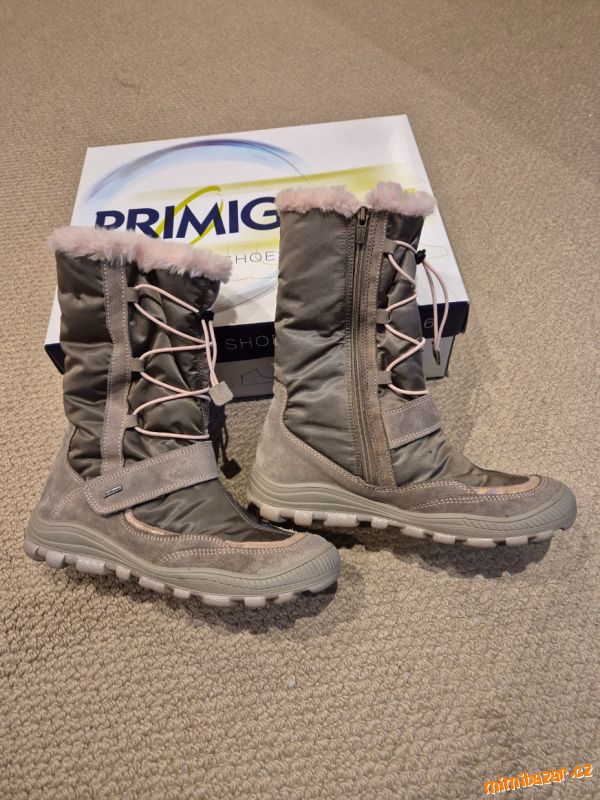 Zimní boty, sněhule, kozačky