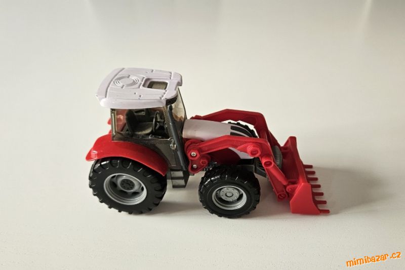 Traktor, rozměr 18x7x10 cm