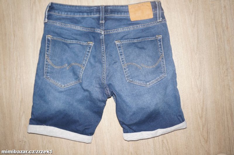 Jack&Jones džínové kraťasy vel.S