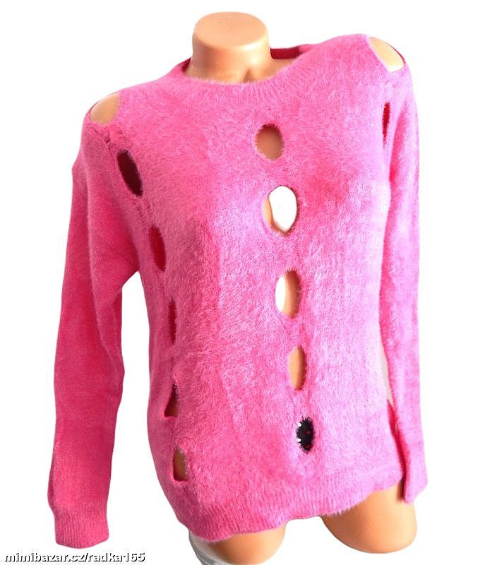 Luxusní měkoučký svetřík s dírami vel.38