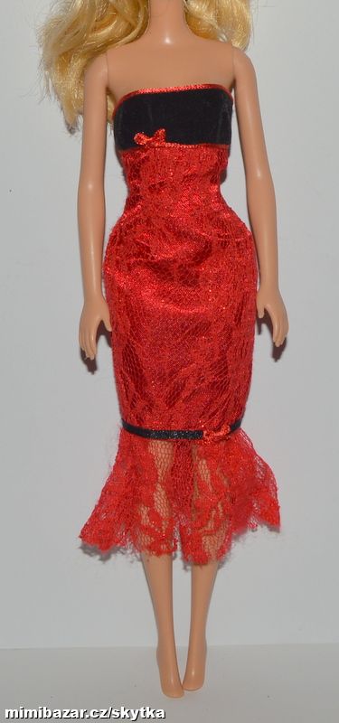 OBLEČENÍ PRO PANENKU BARBIE