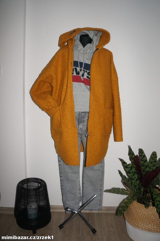 Nádherný kabátek vel.L