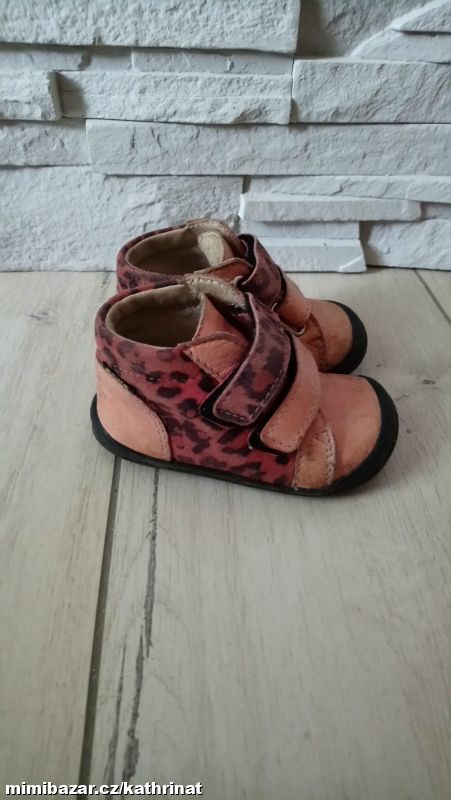 Kožené dívčí celoroční boty Fare, vel. 19