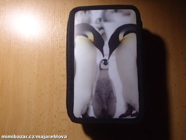 Školní penál třípatrový - vybavený