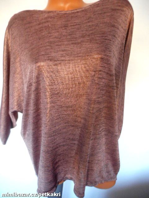 zlatě protkaný volný lehký svetřík s průstřihy 14