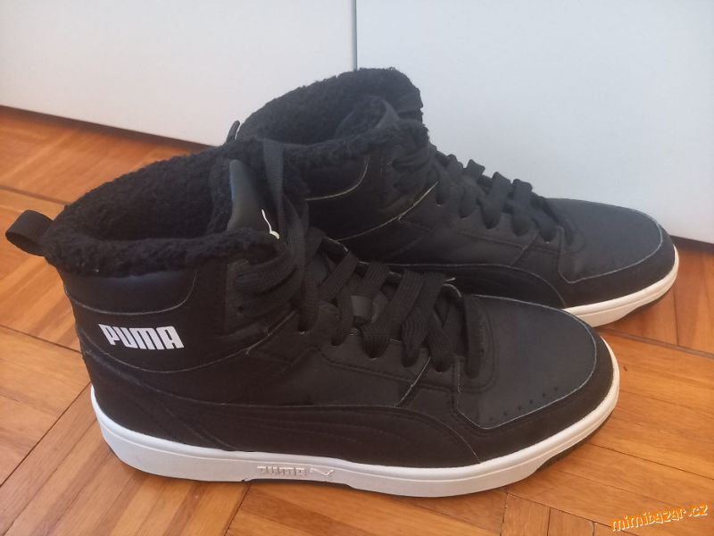 Kotníkové sneakersy PUMA s kožíškem