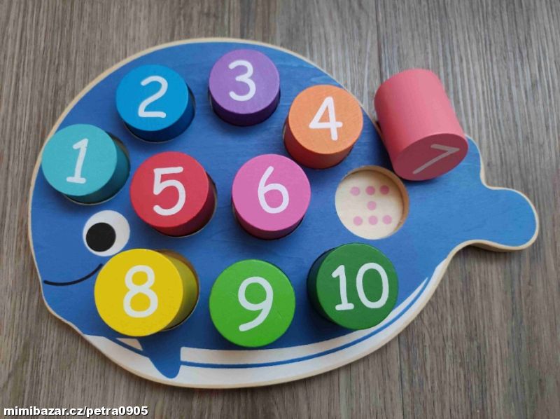 Dětská dřevěná skládačka s čísly (top stav)