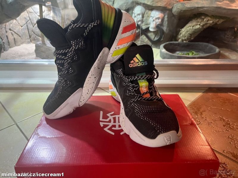 LUXUSNÍ TENISKY NA BASKETBAL ADIDAS VEL39/40