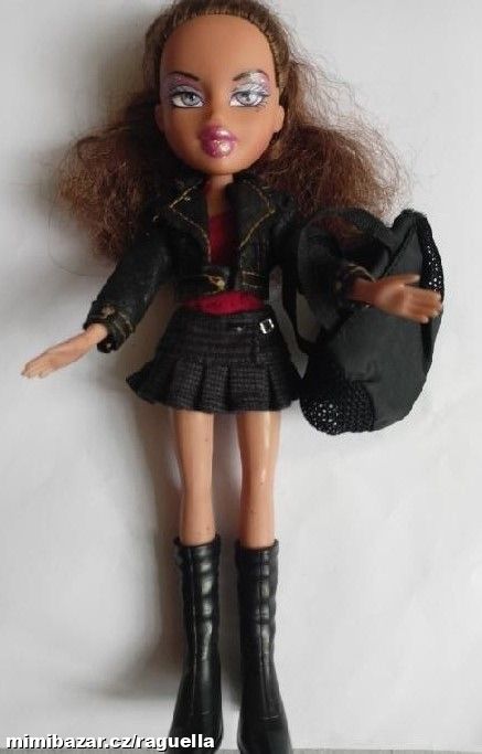 NÁDHERNÁÁ PANENKA BRATZ S TAŠKOU