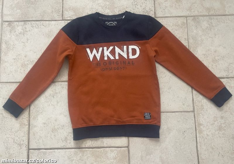 Mikina s nápisem TOP STAV