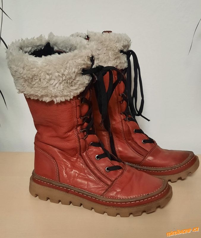 Červené kožené botky