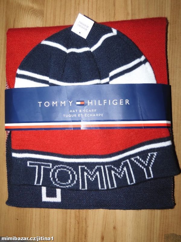 Obrázek k inzerátu: tommy hilfiger čepice + šála - zimní set unisex