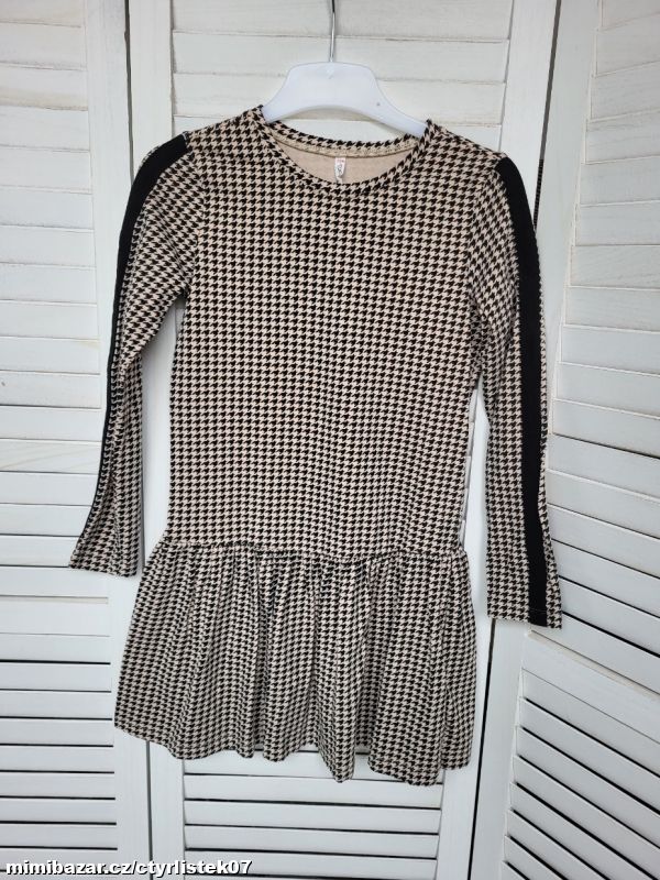 dívčí šaty šatičky úplet 9 let 70472