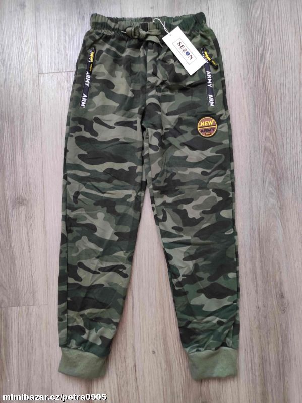 Maskáčové tepláky 134, 140, 146, 152, 158, 164