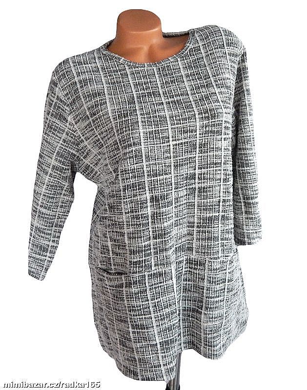 Úplet tunika s kapsemi vel.48